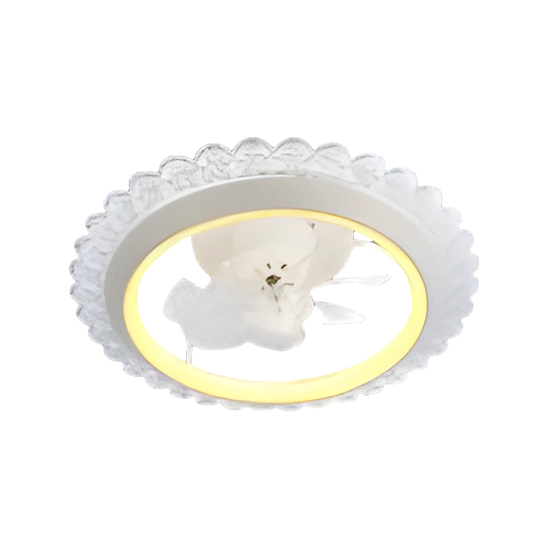Ventilator de tavan oscilant pentru dormitor cu lumina Ventilator de tavan oscilant pentru dormitor cu lumina