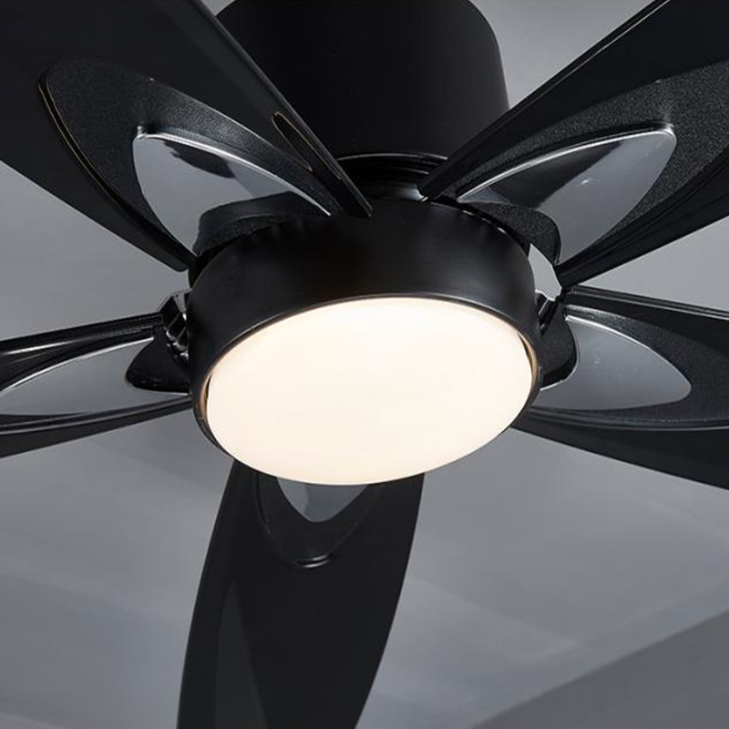 Ventilator de tavan cu lamă ABS de dimensiuni mari, cu lumină Ventilator de tavan cu lamă ABS de dimensiuni mari, cu lumină